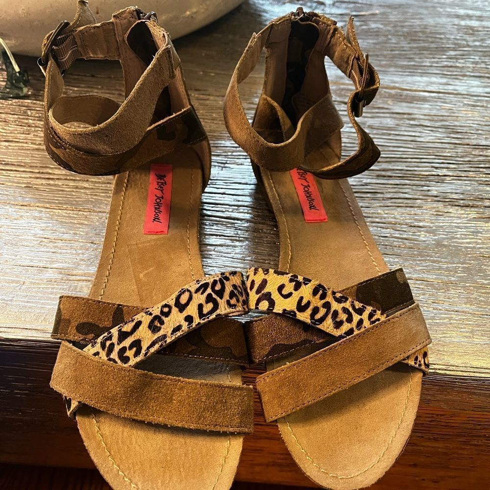 Leopard & Tan Suede Ankle-Strap Women's Sandals